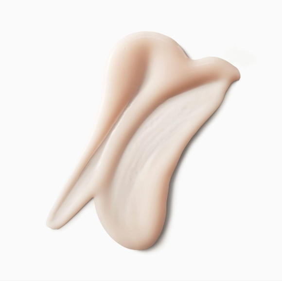 2/$60! Cle de Peau Beaute Intensive Fortifying Emulsion - Picture 2 of 5